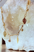 Load image into Gallery viewer, Wisteria