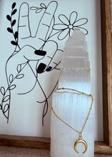 Load image into Gallery viewer, Nova